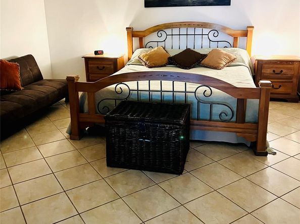671 NE 195th St 403E, Miami FL 33179