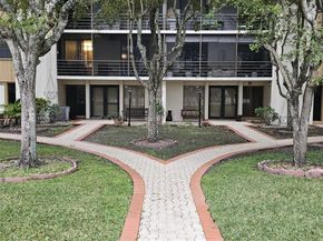 671 NE 195th St 403E, Miami FL 33179