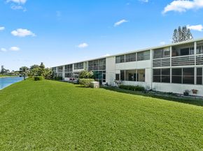 79 Camden D, West Palm Beach FL 33417
