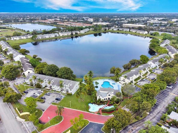3413 NW 44th St 205, Lauderdale Lakes FL 33309