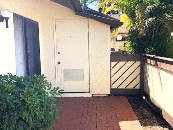 190 Mastic Tree Court, Royal Palm Beach FL 33411