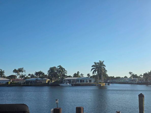 650 Pine Dr 1, Pompano Beach FL 33060
