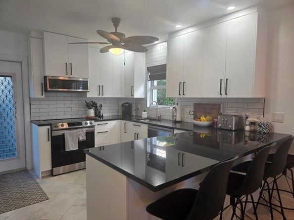 650 Pine Dr 1, Pompano Beach FL 33060