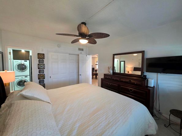 650 Pine Dr 1, Pompano Beach FL 33060