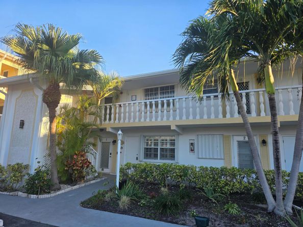 650 Pine Dr 1, Pompano Beach FL 33060