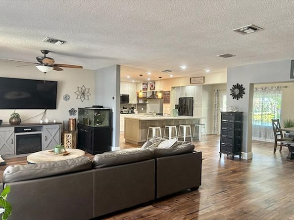 9181 SW 54th St, Cooper City FL 33328