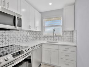 2400 NE 10th Street 506, Pompano Beach FL 33062