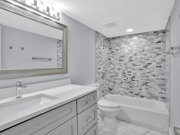 2400 NE 10th Street 506, Pompano Beach FL 33062