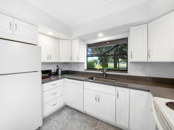 5629 Lakeview Mews Court, Boynton Beach FL 33437