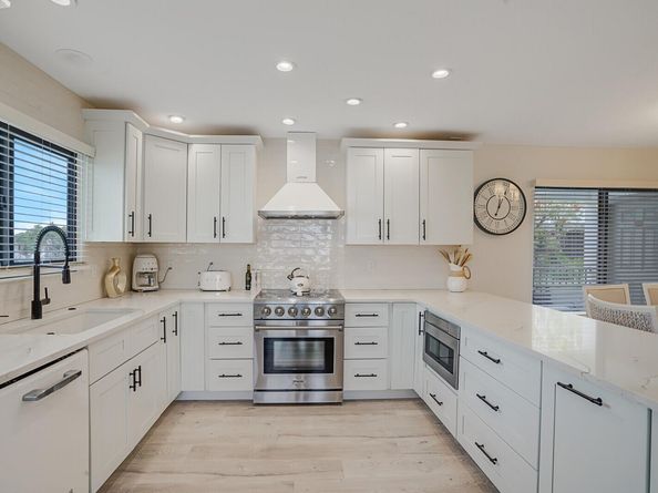 7527 Glendevon Lane 805, Delray Beach FL 33446