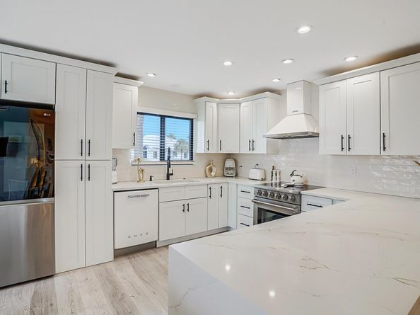 7527 Glendevon Lane 805, Delray Beach FL 33446