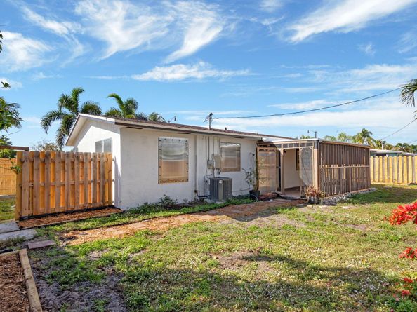 1649 NE 31st Street, Pompano Beach FL 33064