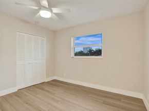 3216 SE 8th St 305, Pompano Beach FL 33062