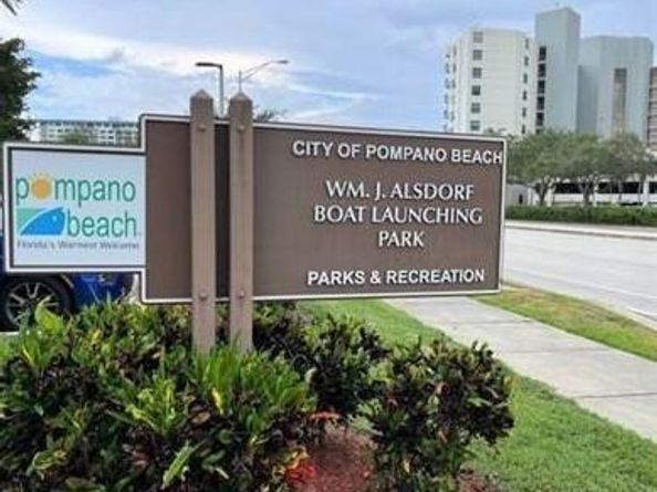 3216 SE 8th St 305, Pompano Beach FL 33062