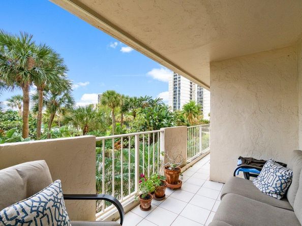 4301 N Ocean Boulevard 205, Boca Raton FL 33431