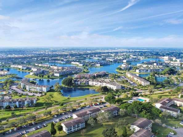 13 Mansfield A A, Boca Raton FL 33434