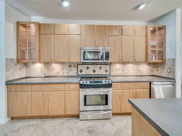 550 Slippery Rock Rd, Weston FL 33327