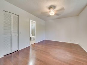 550 Slippery Rock Rd, Weston FL 33327