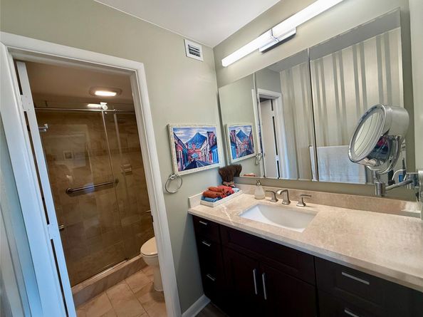 610 Tennis Club Dr 408, Fort Lauderdale FL 33311