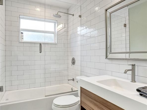 4450 NE 15th Terr, Oakland Park FL 33334