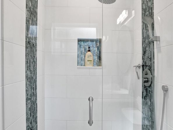 4450 NE 15th Terr, Oakland Park FL 33334