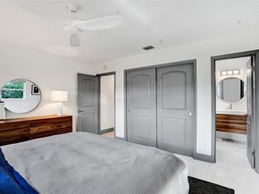 4450 NE 15th Terr, Oakland Park FL 33334