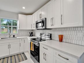 4450 NE 15th Terr, Oakland Park FL 33334