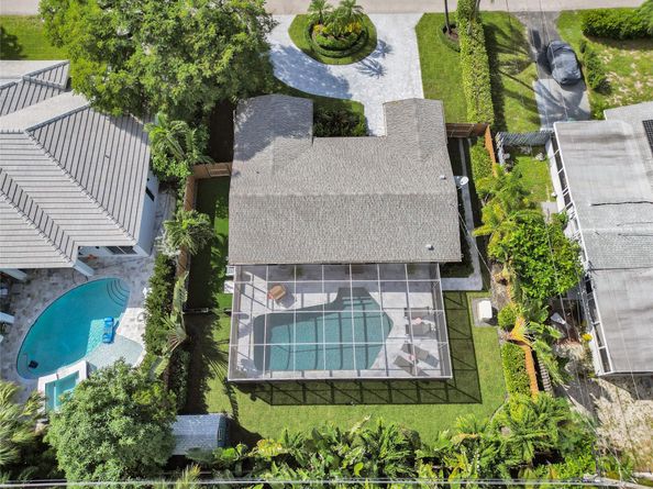 4450 NE 15th Terr, Oakland Park FL 33334