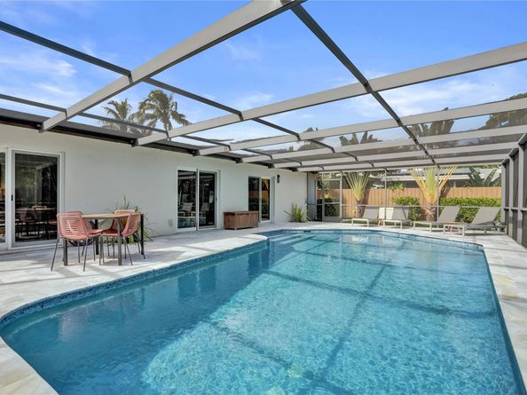 4450 NE 15th Terr, Oakland Park FL 33334