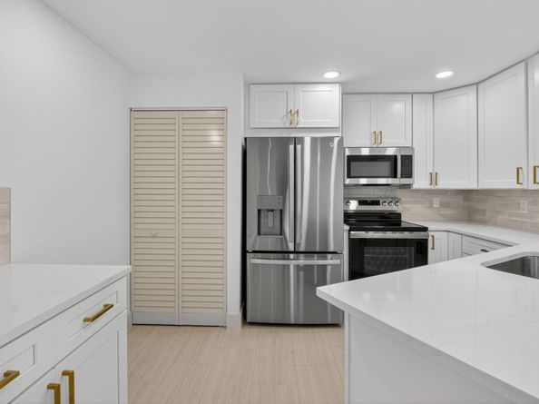 7547 S Oriole Boulevard 101, Delray Beach FL 33446