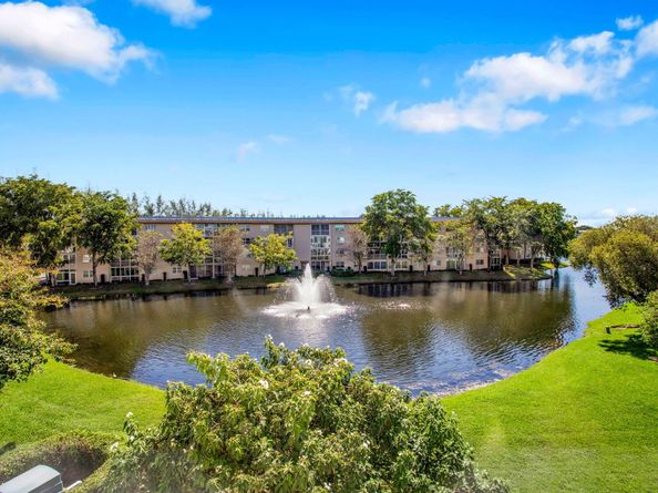 1801 Eleuthera Pt G3, Coconut Creek FL 33066