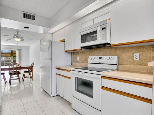 1801 Eleuthera Pt G3, Coconut Creek FL 33066