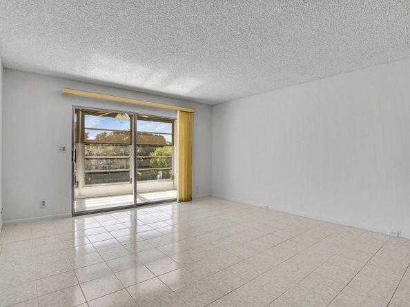 1801 Eleuthera Pt G3, Coconut Creek FL 33066