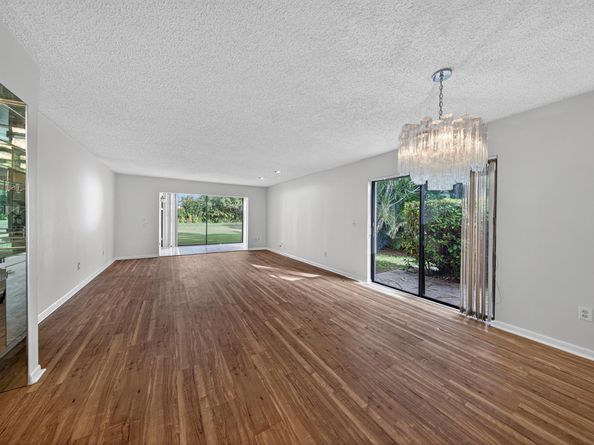 9187 Norte Lago 5i, Boca Raton FL 33428