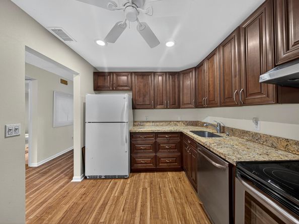 9187 Norte Lago 5i, Boca Raton FL 33428