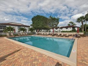 9187 Norte Lago 5i, Boca Raton FL 33428