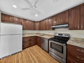 9187 Norte Lago 5i, Boca Raton FL 33428