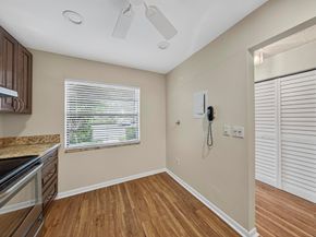 9187 Norte Lago 5i, Boca Raton FL 33428