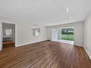 9187 Norte Lago 5i, Boca Raton FL 33428