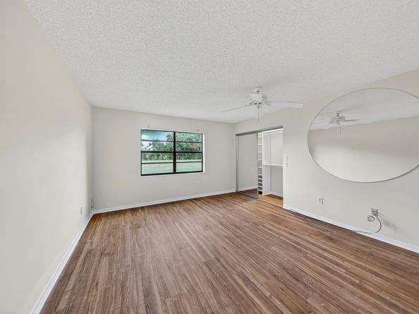 9187 Norte Lago 5i, Boca Raton FL 33428