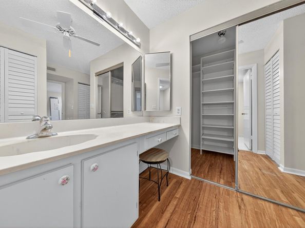 9187 Norte Lago 5i, Boca Raton FL 33428