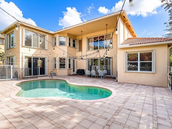 9915 Via Bernini, Lake Worth FL 33467