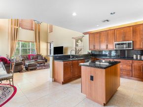 9915 Via Bernini, Lake Worth FL 33467