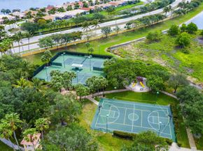 9915 Via Bernini, Lake Worth FL 33467