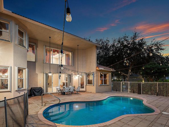 9915 Via Bernini, Lake Worth FL 33467