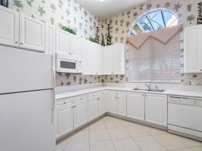 9915 Via Bernini, Lake Worth FL 33467