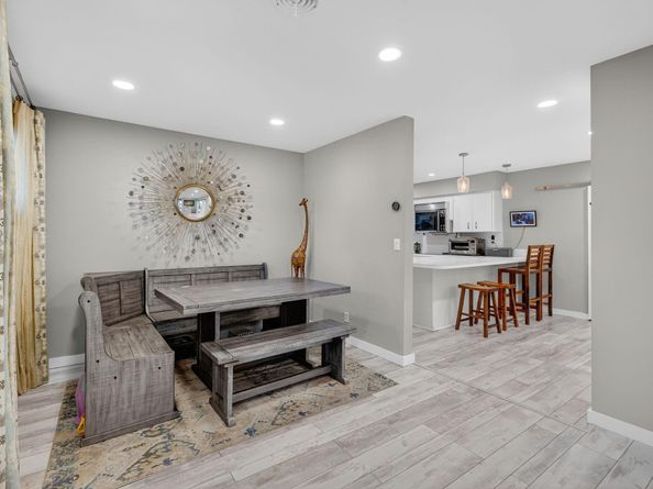 1570 NE 30th Pl, Oakland Park FL 33334