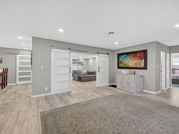 1570 NE 30th Pl, Oakland Park FL 33334