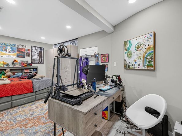 1570 NE 30th Pl, Oakland Park FL 33334