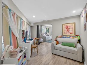 1570 NE 30th Pl, Oakland Park FL 33334